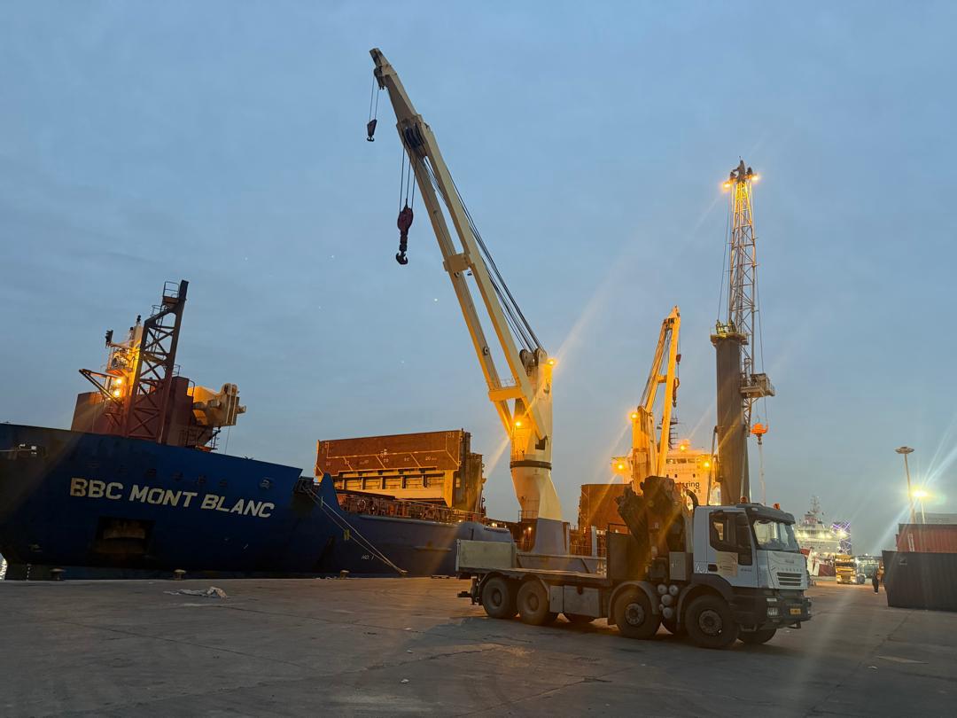 خدمات موانئ